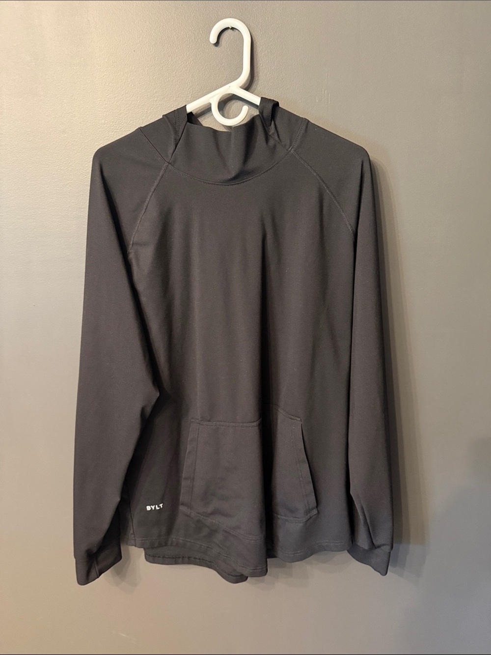 BYLT Elite+ Drop-Cut Pullover Men’s Black Hooded Performance Top